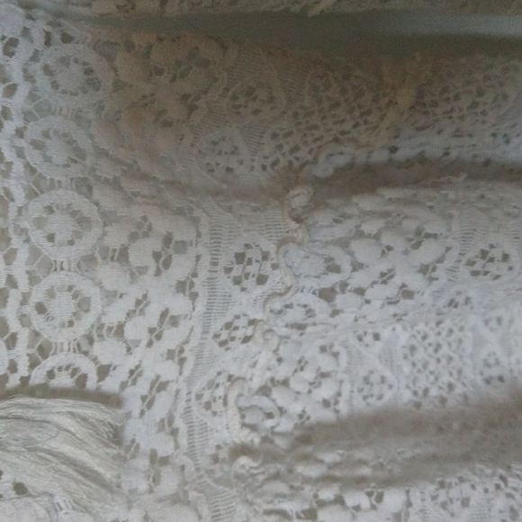 Forever 21 Macrame white top - Picture 4 of 5